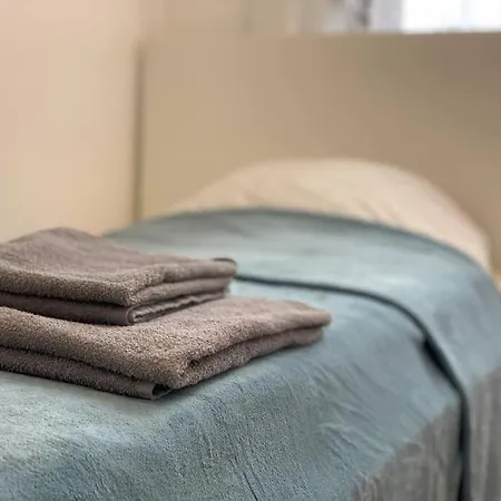 Charming Private In A Great Location Apartment
